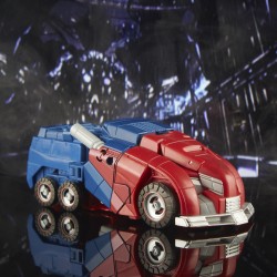 + PRECOMMANDE + - Transformers Generations Studio Series 03 Voyageur Gamer Edition Optimus Prime 17 cm